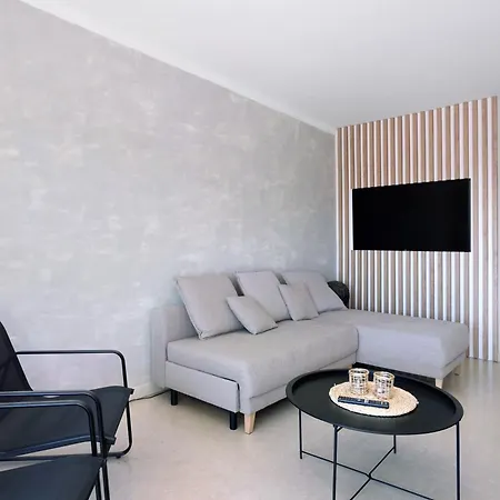 Apartmán Juan Les Pins Centre 2p La Dryade