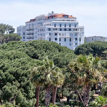 Juan Les Pins Centre 2p La Dryade